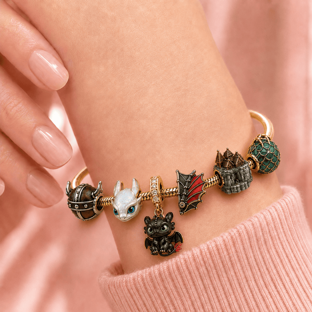 HTTYD Gold Charm Bracelet Set TMH